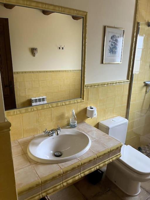 Apartment In Country House With Views And Pool Vespellá Екстериор снимка