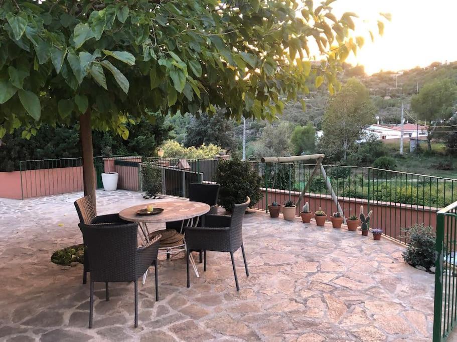 Apartment In Country House With Views And Pool Vespellá Екстериор снимка